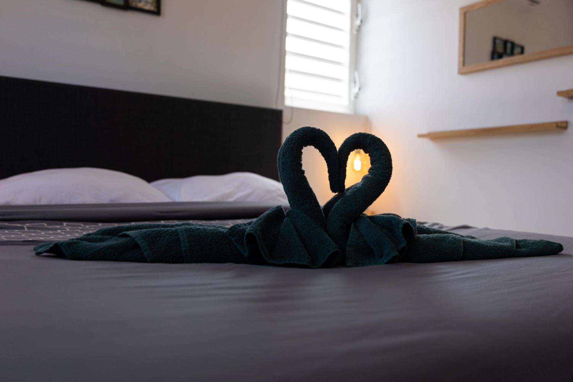 Av Curacao - Centrally Located Spacious Apartment Willemstad Bagian luar foto